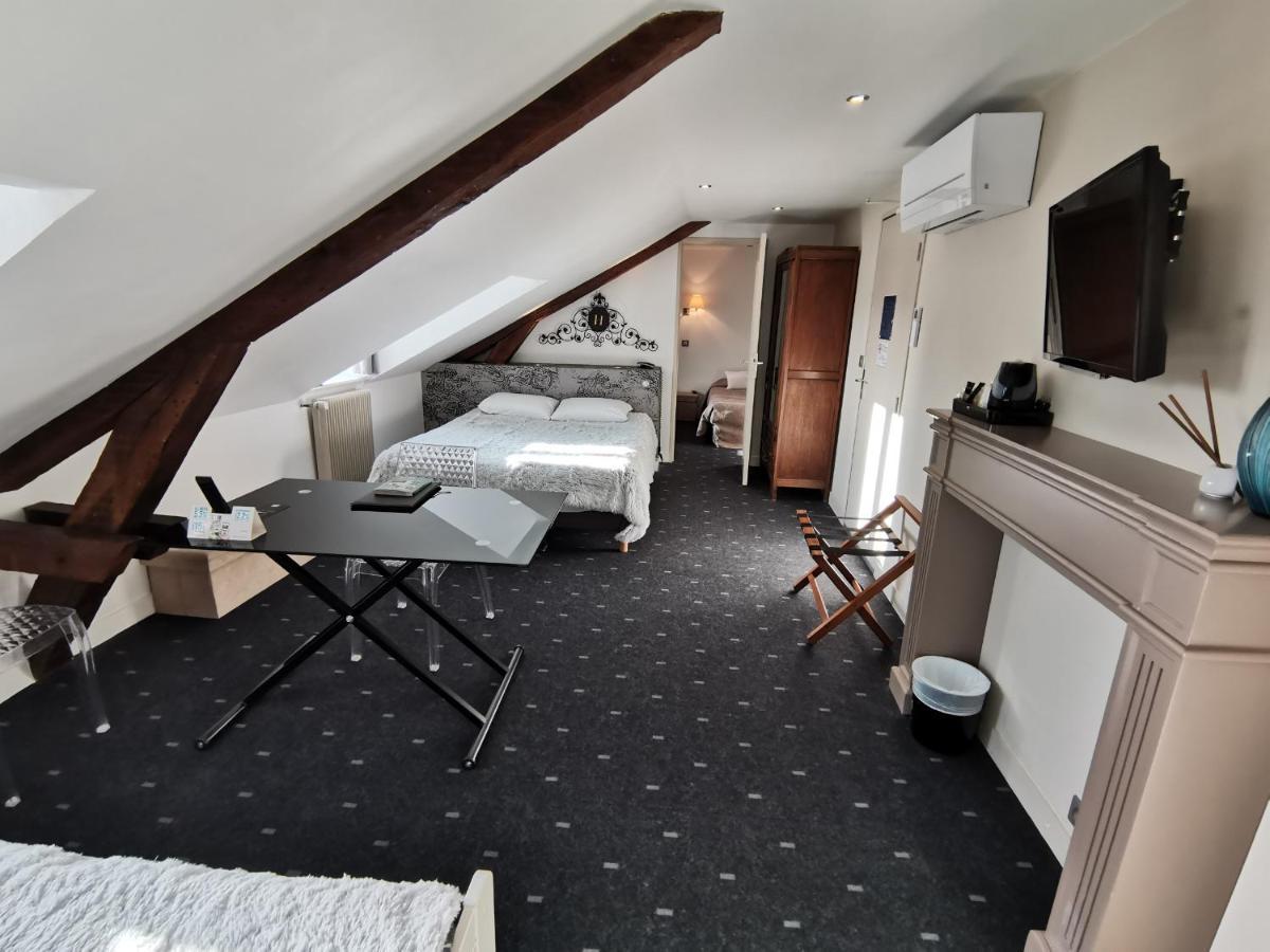 Logis Hotel Le Cerf Briare Kültér fotó