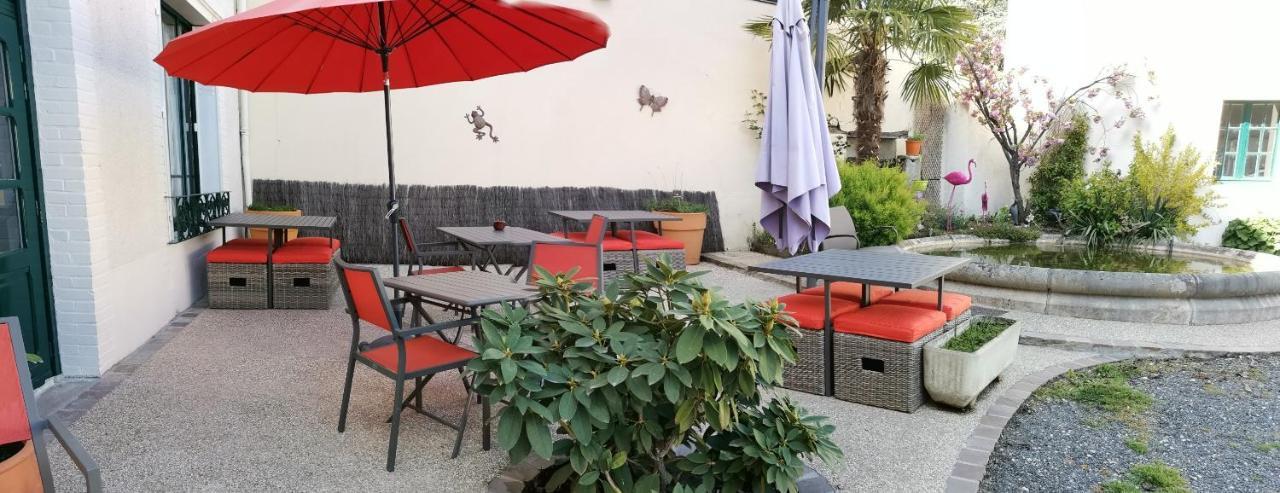 Logis Hotel Le Cerf Briare Kültér fotó