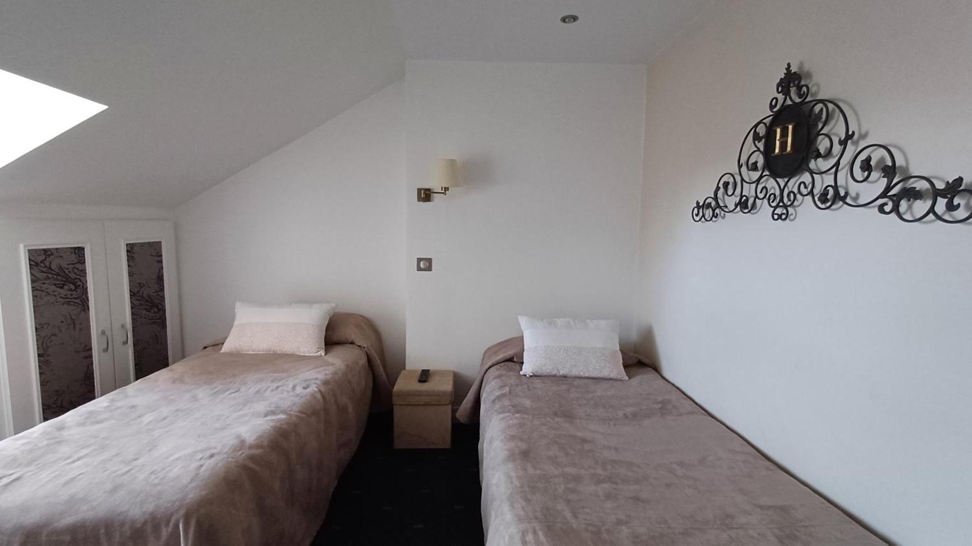 Logis Hotel Le Cerf Briare Kültér fotó