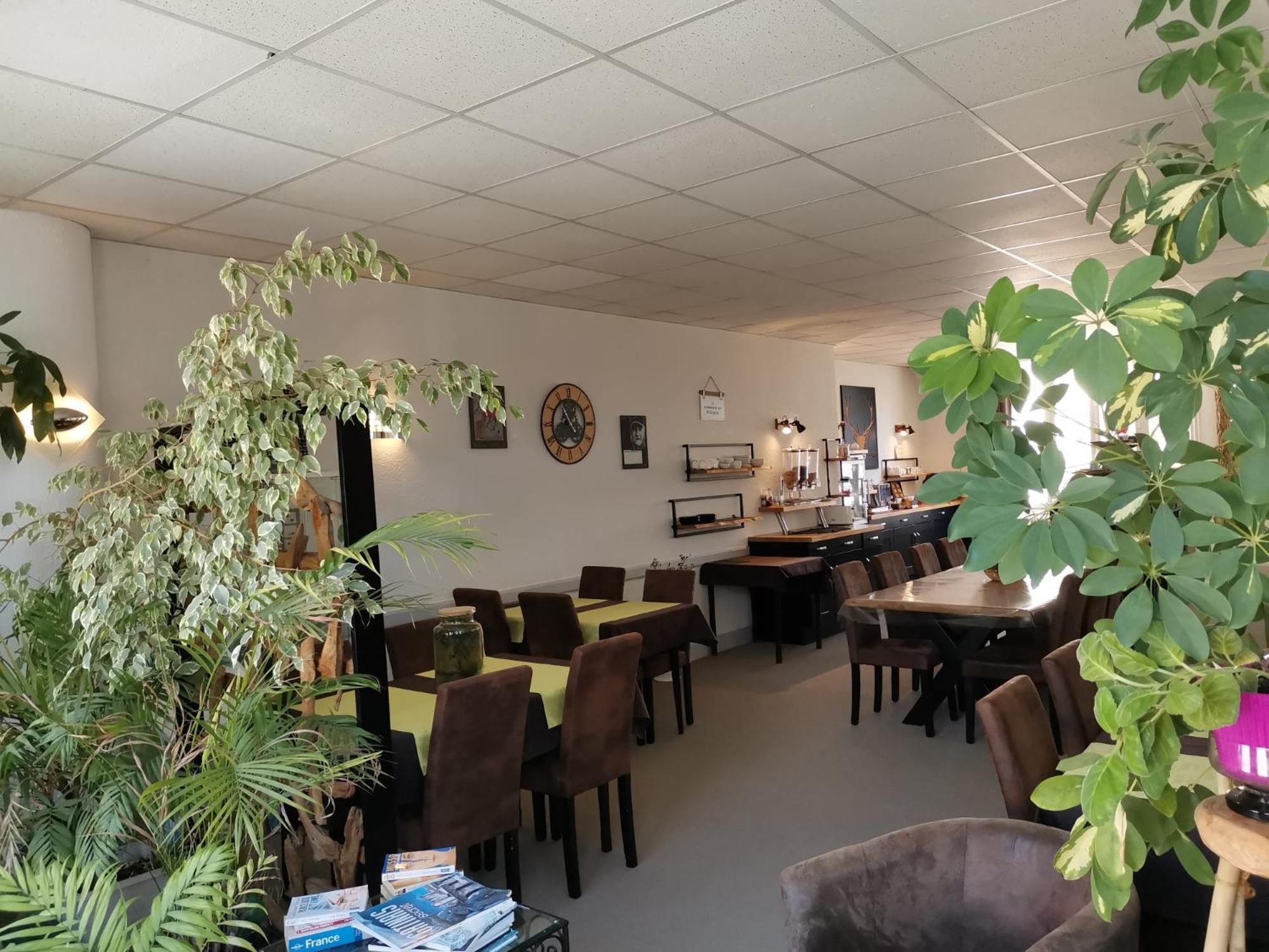 Logis Hotel Le Cerf Briare Kültér fotó