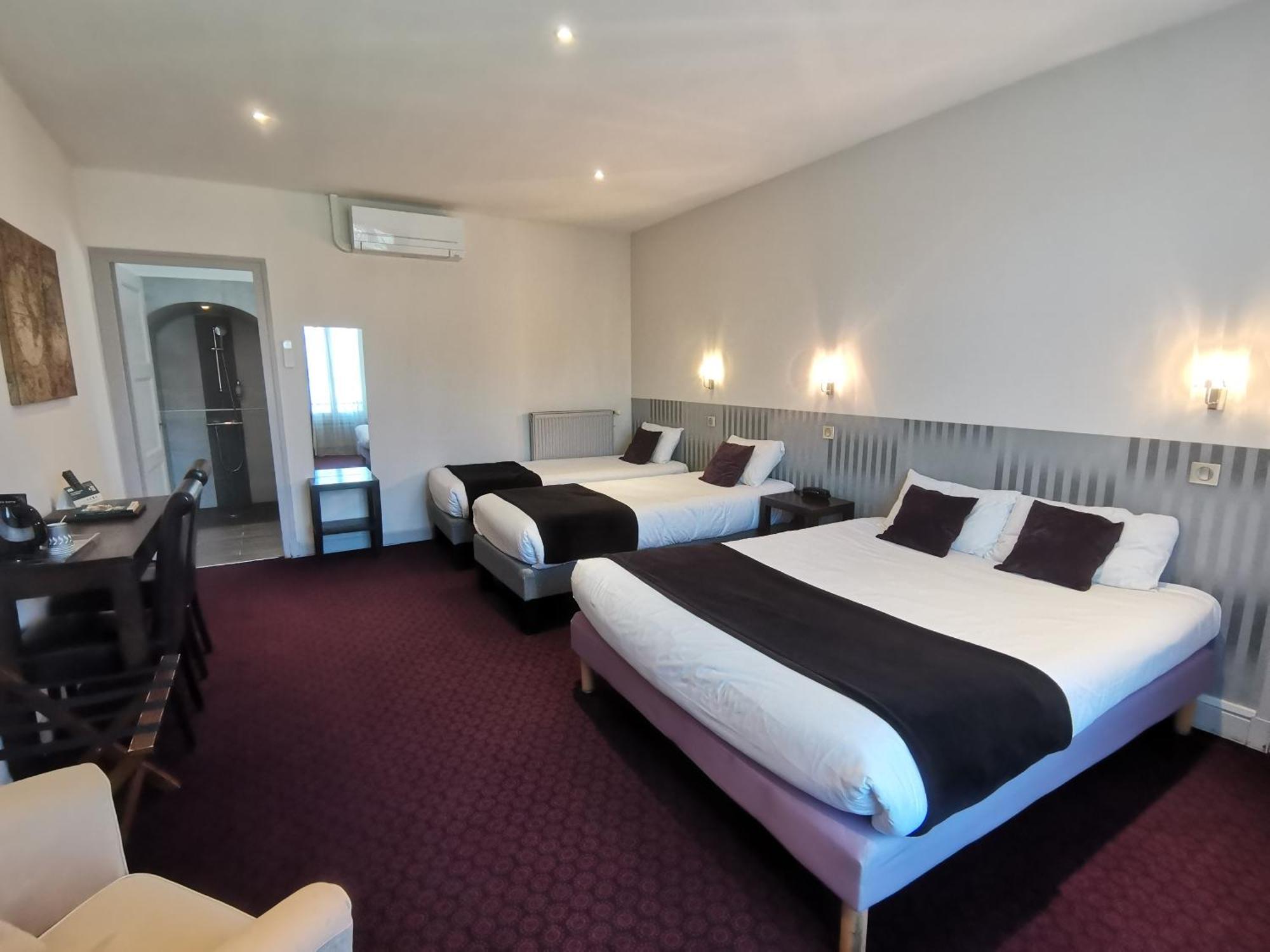 Logis Hotel Le Cerf Briare Kültér fotó