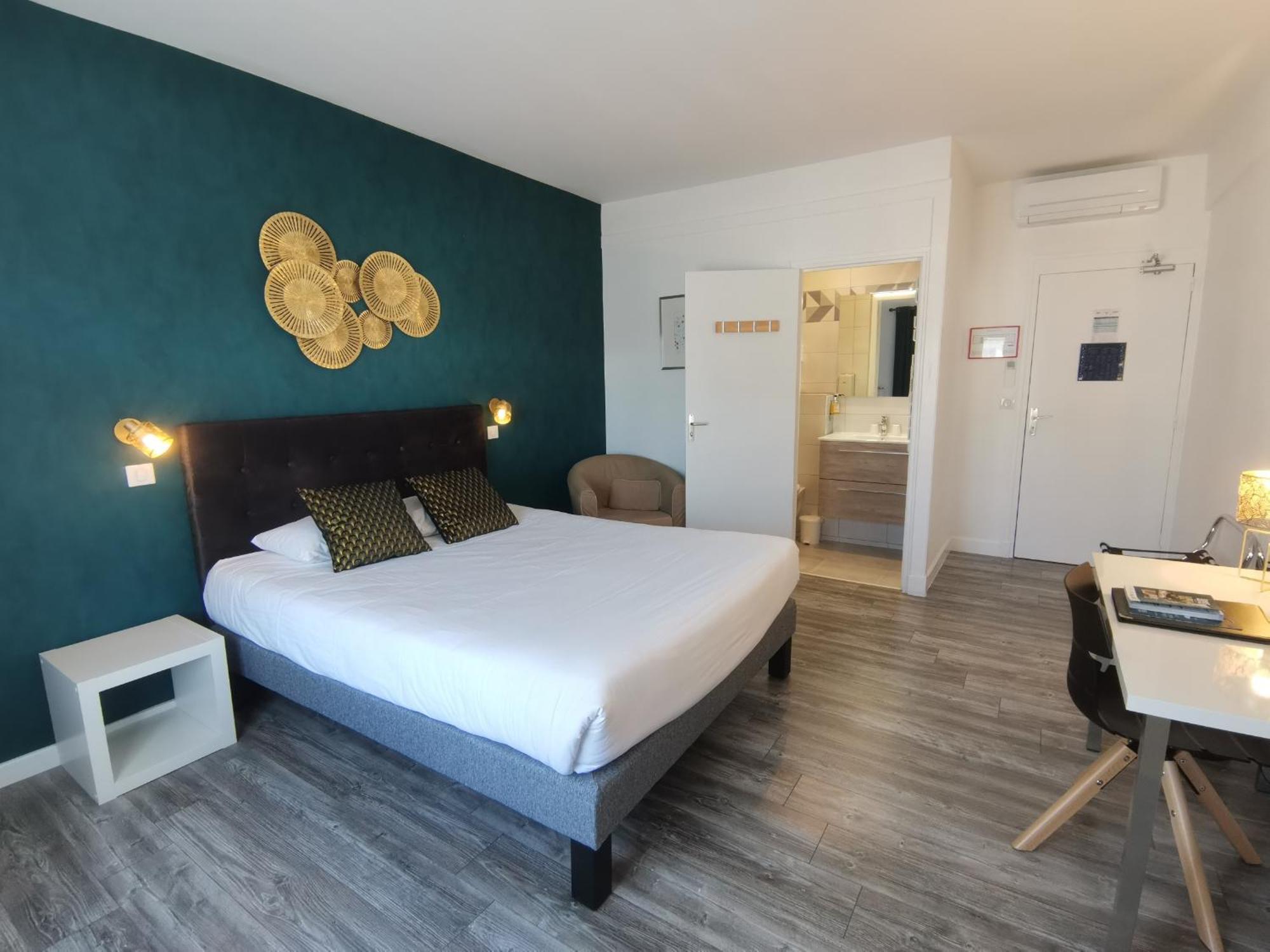 Logis Hotel Le Cerf Briare Kültér fotó
