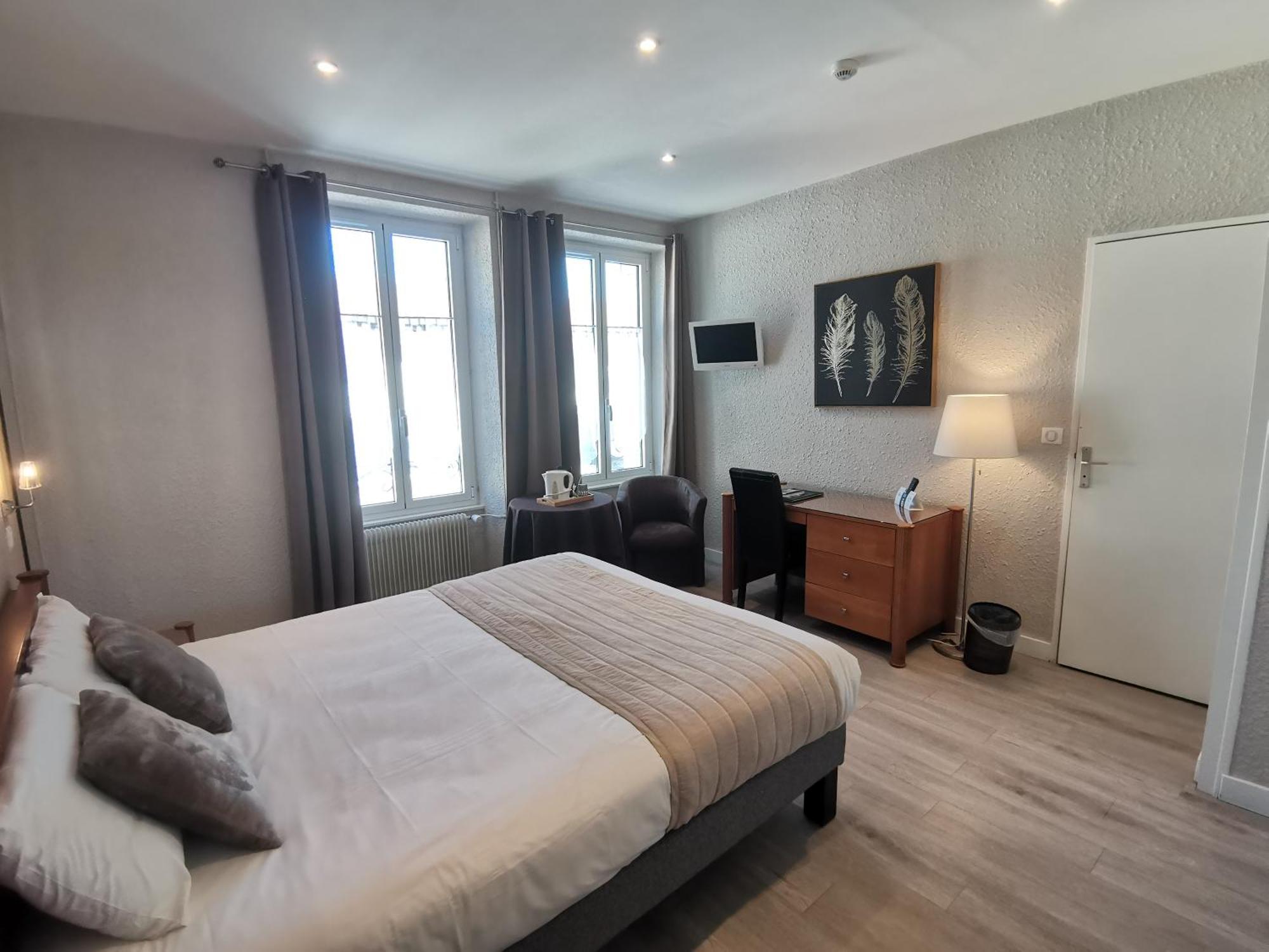 Logis Hotel Le Cerf Briare Kültér fotó